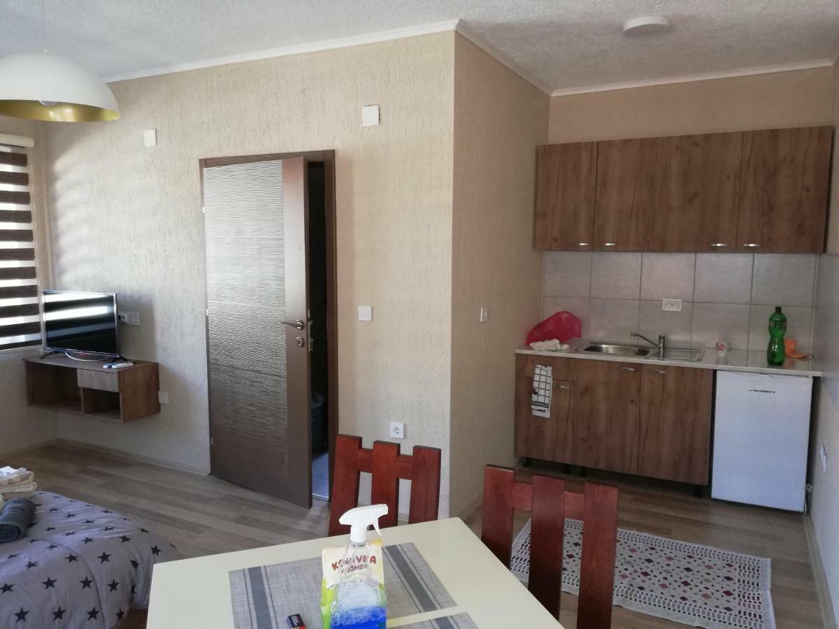 פרילפ Dionis Rooms & Apartments מראה חיצוני תמונה